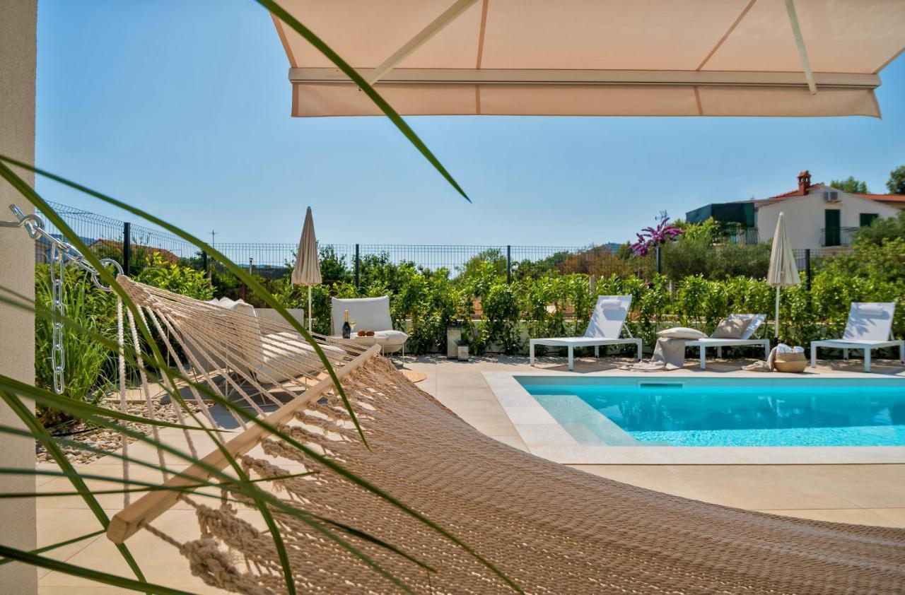 Marula Holiday Home - With Heated Pool Marina Exteriér fotografie