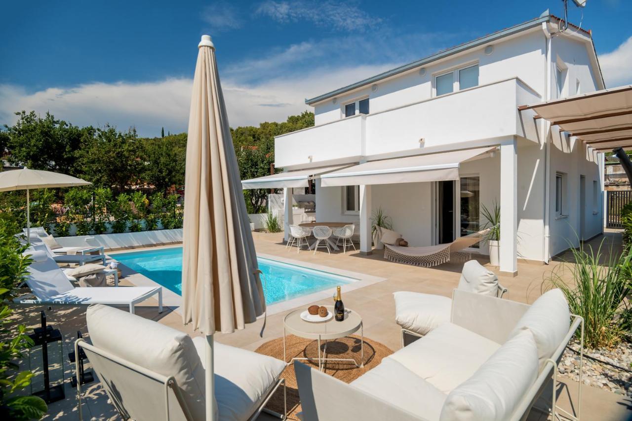 Marula Holiday Home - With Heated Pool Marina Exteriér fotografie